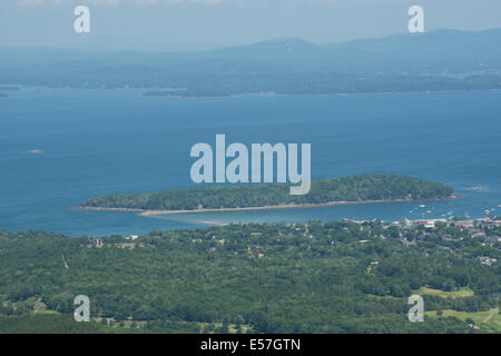 Maine, Bar Harbor, Acadia National Park. View of Bar Island, accessed only at low tide by natural land bridge. Stock Photo