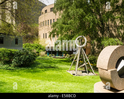 Law School Building and Lawn Art, Fordham University Lincoln Center Campus, NYC Stock Photo