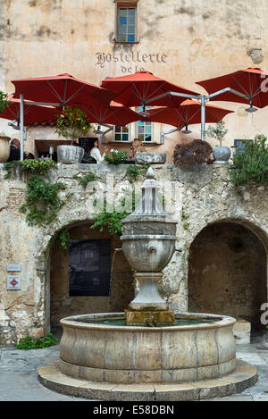 Great Fontaine, Saint Paul de Vence, Provence, France Stock Photo