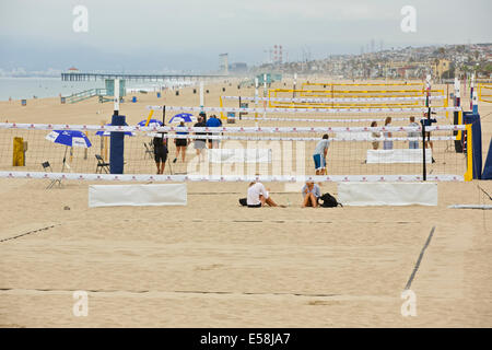 Preparations For A Beach Volleyball Match At Hermosa Beach, California, USA. Stock Photo