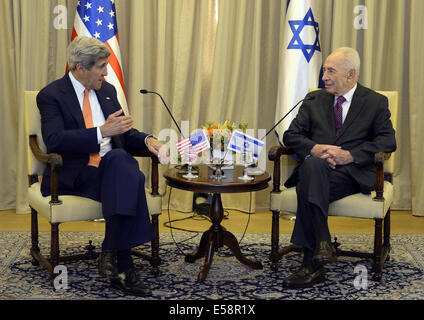 Jerusalem. 23rd July, 2014. Israeli President Shimon Peres(R) meets with visiting U.S. Secretary of State John Kerry at President's Residence in Jerusalem, on July 23, 2014. John Kerry arrived in Israel on Wednesday to boost efforts to reach a ceasefire agreement between Israel and Hamas, a U.S. Embassy official in Tel Aviv told Xinhua. Credit:  U.S. Embassy to Israel/Xinhua/Alamy Live News Stock Photo