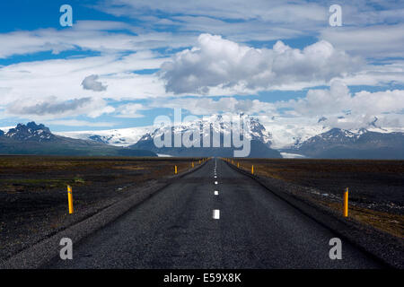 Ring Road (Route 1) near Skaftatell Glacier - South Iceland Stock Photo