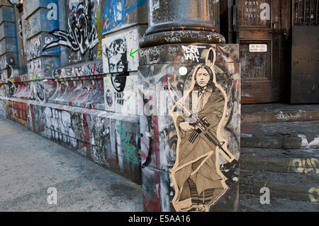 Graffiti art in the Bowery (190 the Bowery) Manhattan NYC Stock Photo