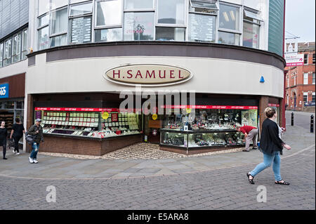 H Samuel jewelery shop Nottingham Stock Photo