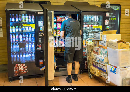 Melbourne Australia,Flagstaff railway station,metro network,City Loop,vending machine,soft drink drinks,Coke,Coca-Cola,self-service,servicing,restocki Stock Photo