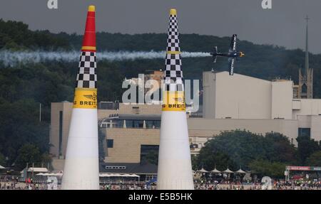 Gdynia, Poland 26th, July 2014 Red Bull Air Race Gdynia day 1st. Chellenger class qualifications. Credit:  Michal Fludra/Alamy Live News Stock Photo