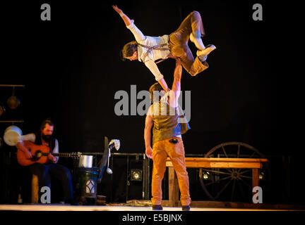 Piedmont, Province Of Turin, Italy. 25th July, 2014. Grugliasco Le Serre Performance 'Timber' By Canadian Company Cirque Alfonse Credit:  Realy Easy Star/Alamy Live News Stock Photo