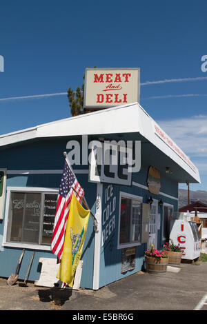 A meat and Deli store selling ice and cold beer roadside in Bridgeport California on highway 395 Stock Photo