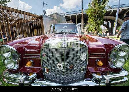 Warsaw, Poland. 27th July, 2014. Mercedes-Benz W111 220 S during mercedes vintage cars show in Mercedes Station bar in Warsaw, Poland Credit:  kpzfoto/Alamy Live News Stock Photo