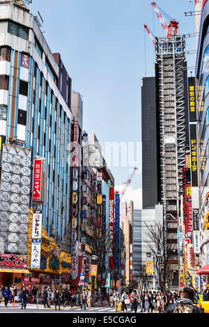 High-rise building construction in Shinjuku, Tokyo, Japan 2014 Stock Photo