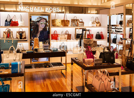 Michael Michael Kors Bags on Sale  Farfetch UAE