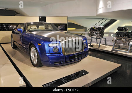 Rolls-Royce Phantom Drophead Coupe from 2007, BMW Museum, Munich, Upper Bavaria, Bavaria, Germany Stock Photo
