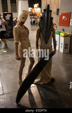 Silent Hill Pyramid Head and Nurses Cosplay Dutch Comic Con in