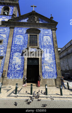 Front tiled facade of Capela das Almas de Santa Catarina Porto Portugal Almas Chapel. Also known as the Chapel of Santa Catarina. Stock Photo