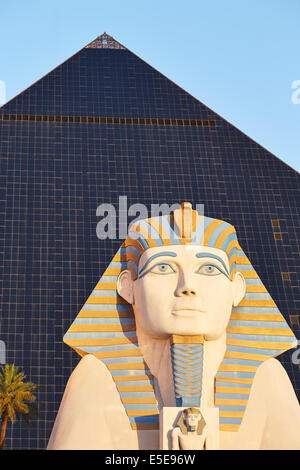 Las Vegas, Nevada, Clark County, Luxor Las Vegas hotel and casino on the Las Vegas Strip in Paradise.  pictured the pyramid shap Stock Photo