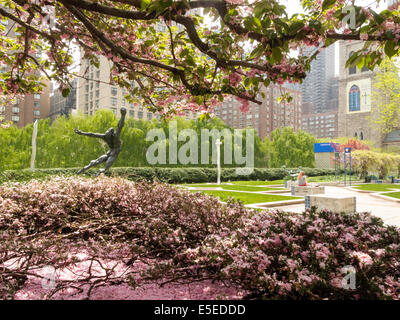 Fordham University, Soaring Figure Statue, Lincoln Center Campus Grounds in Springtime, NYC, USA Stock Photo