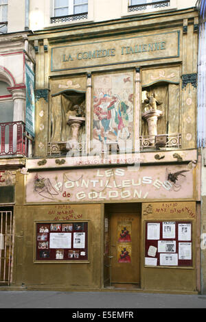 France, paris 14e, montparnasse, rue de la gaite, theatre, la comedie italienne, facade decoree, comedia del arte, Stock Photo
