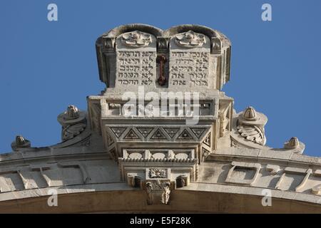 France, ile de france, paris 9e arrondissement, grande synagogue de paris, 44 rue de la victoire, religion, judaisme, detail facade, Stock Photo