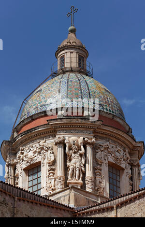 Baroque majolica dome with stucco relief, Church of Santa Maria del Carmine, Ballaro, Palermo, Province of Palermo, Sicily Stock Photo