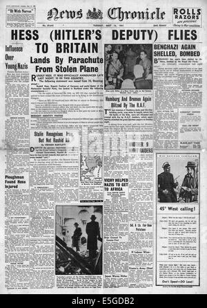 1941 News Chronicle front page reporting Rudolf Hess lands in Britain Stock Photo