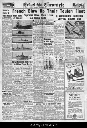 1942 News Chronicle front page reporting scuttling of the French fleet at Toulon Stock Photo