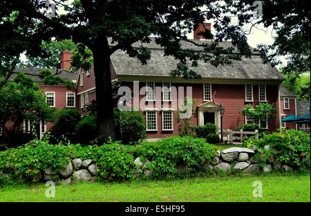 SUDBURY, MASSACHUSETTS:  The American colonial-era 1716 Wayside Inn Stock Photo