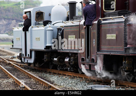 Ffestiniog Railway steam locomotives 'David Lloyd George' and 'Merddin Emrys' at Porthmadog Harbour Station Stock Photo