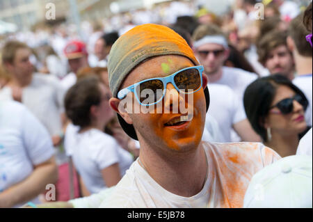 London, UK. 2nd Aug, 2014. Wembley Park.Holi One Festival.Pic Shows Festival Goers and the powder drop Credit:  PAUL GROVER/Alamy Live News Stock Photo
