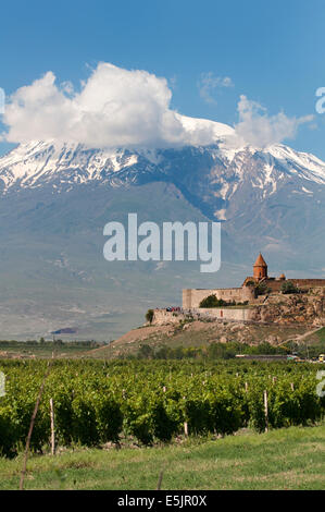 Khor Virap Monastery in front of Mount Ararat, Lusarat, Ararat Province, Armenia Stock Photo