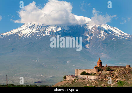 Khor Virap Monastery in front of Mount Ararat, Lusarat, Ararat Province, Armenia Stock Photo