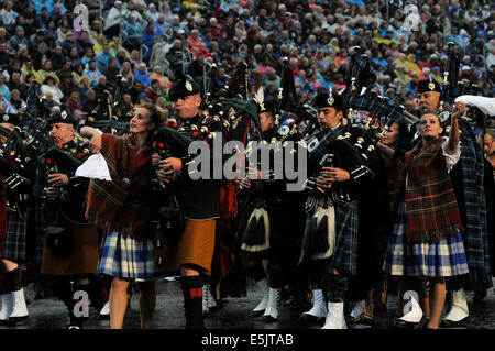 Edinburgh, Scotland, UK. 2nd August 2014. The Royal Edinburgh Military Tattoo takes place on the esplanade of the world famous Edinburgh Castle throughout August. The annual celebration of music and entertainment showcases musicians from 46 different countries, across 6 continents and includes various Scottish Military regiments, Pipe bands and military bands from around the world. The Tattoo can bring audiences of over 200,000 people from around the globe and is also broadcasted to over 100 million people. © Andrew Steven Graham/Alamy Live Stock Photo