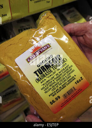 Kalustyan's Indian Spice Shop is a specialty store in Murray Hill, New York City, USA Stock Photo