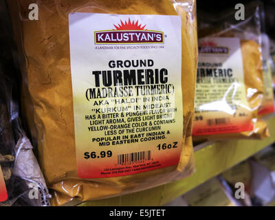 Kalustyan's Indian Spice Shop is a specialty store in Murray Hill, New York City, USA Stock Photo