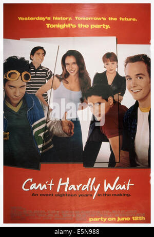 CAN'T HARDLY WAIT, from left: Seth Green, Charlie Korsmo, Jennifer Love Hewitt, Peter Facinelli (front), Lauren Ambrose, Ethan Stock Photo