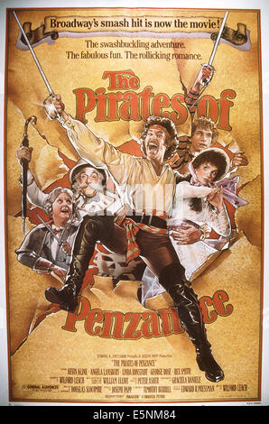 THE PIRATES OF PENZANCE, US poster, from left: Angela Lansbury, George Rose, Kevin Kline (front), Rex Smith (rear), Linda Stock Photo