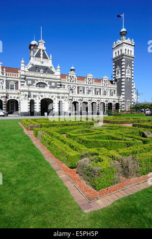 Edwardian railway station, Dunedin, Otago, South Island, New Zealand, Pacific Stock Photo