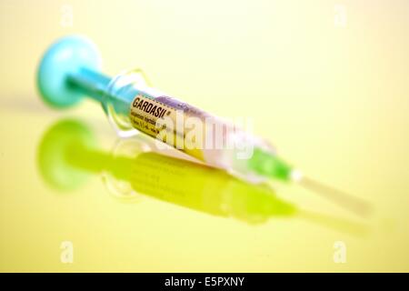 Gardasil, vaccine against certain types of the human papillomavirus (HPV) responsible for cervical cancer and genital warts. Stock Photo