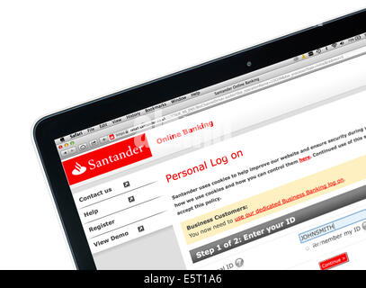 Santander online banking on a 13' Apple MacBook Pro Retina computer Stock Photo