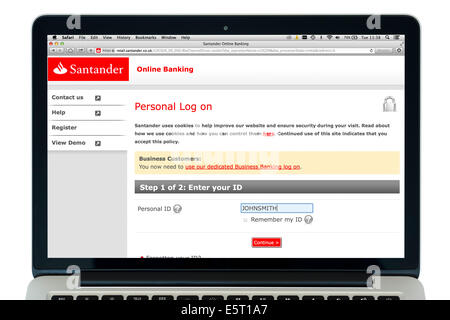 Santander online banking on a 13' Apple MacBook Pro Retina computer Stock Photo