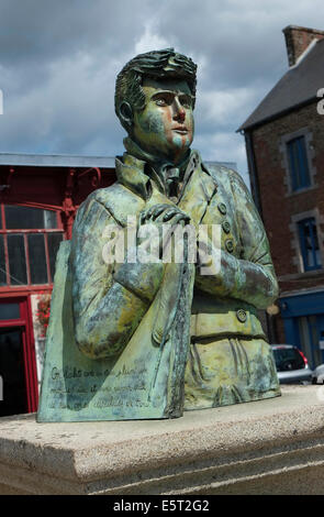 bronze statue of francois rene de chateaubriand, dol de bretagne, brittany, france Stock Photo