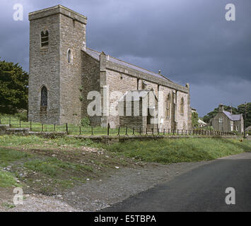 Small Norman-Saxon church to St. Oswald next to Castle Bolton, North Yorkshire, England 690708 014 Stock Photo