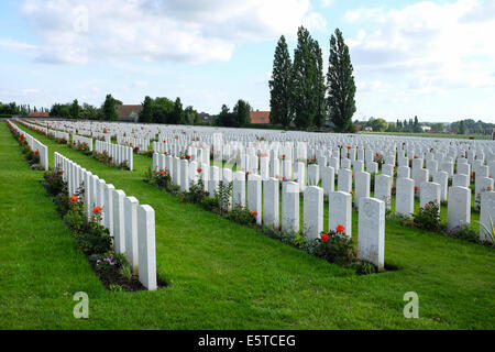 Tyne Cot Cemetery for the dead of the First World War, Zonnebeke, Belgium Stock Photo