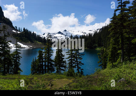 Iceberg Lake. Chain Lakes hiking trail, Mt. Baker-Snoqualmie National Forest, Washington, United States. Stock Photo