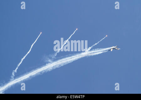 Turkish Air Force Solo Aerobatics Display Team Solo Turk performs. Solo Turk airplane is a F-16 C Stock Photo