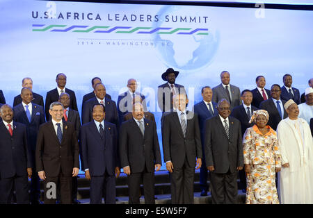 Washington, DC, USA. 6th Aug, 2014. U.S. President Barack Obama (4th R) poses for a family photo with leaders of African countries during the U.S.-Africa Leaders Summit in Washington, DC, the United States, Aug. 6, 2014. Credit:  Yin Bogu/Xinhua/Alamy Live News Stock Photo