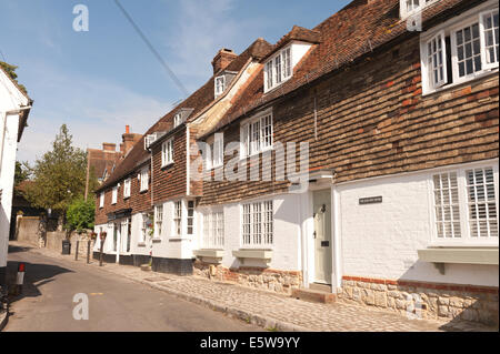 Quaint village streets in Sutton Valence on a typical English summers day showing wooden and handmade hanging tile cladding Stock Photo