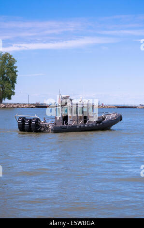 County Sheriff patrols Genesee River and harbor. Stock Photo