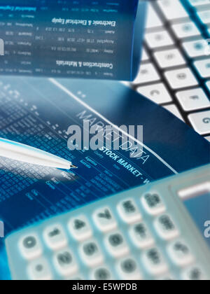 Financial services, viewing financial markets for investing Stock Photo