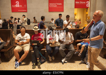 Main entry Hall, Metropolitan Museum of Art, New York City. Stock Photo