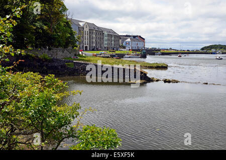Looking west towards Westport Quay and the holiday complex of warehouse conversions, Westport, County Mayo, Ireland. Stock Photo
